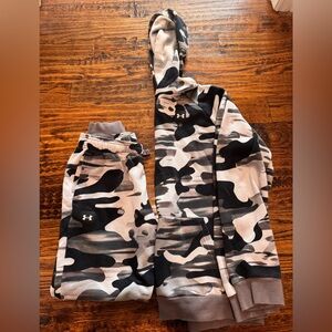 Under Armour Kids Black and Gray Camo Hoodie and Joggers